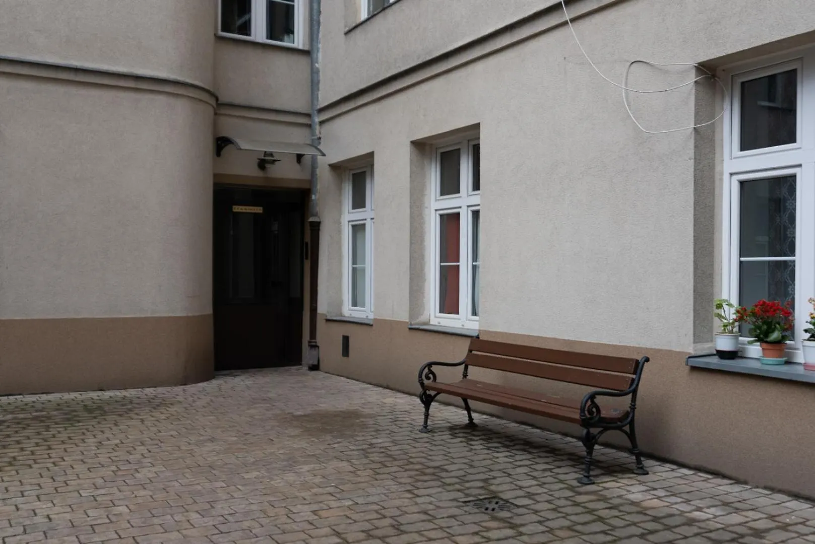 Chocimska Studio - Top Location, Tram&Shops Nearby - By Rentujemy Varsó 0*,