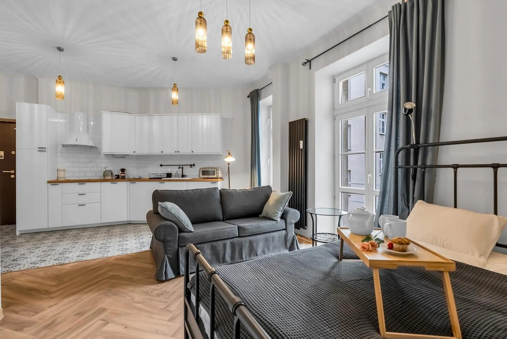 Apartman Chocimska Studio - Top Location, Tram&Shops Nearby - By Rentujemy Varsó