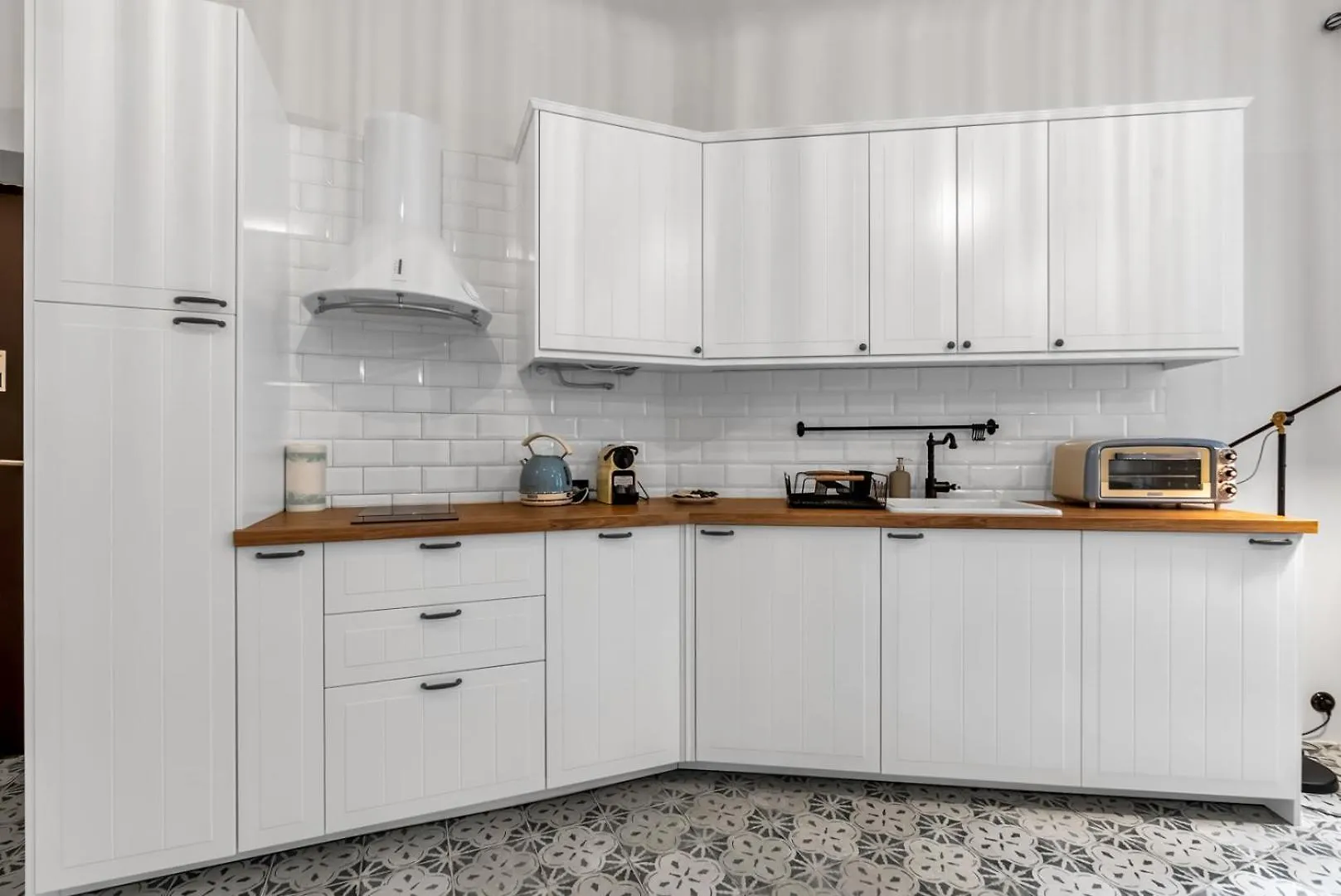 Chocimska Studio - Top Location, Tram&Shops Nearby - By Rentujemy Warsaw Apartment
